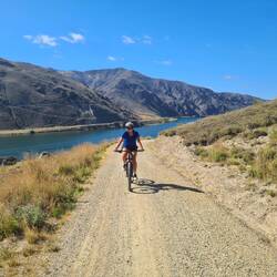 Fahrradtour am Lake Dunstan