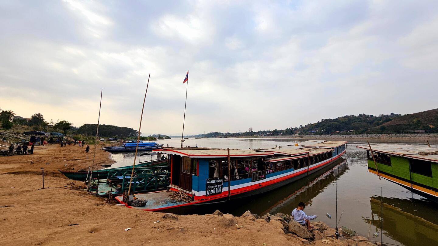 Die Nr. 160 ist mein Boot für die nächsten 2 Tage den Mekong hinunter nach Luang Prabang.