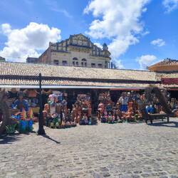 Mercado de Artesanato Thales Ferraz
