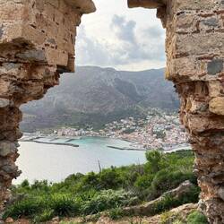 Géfira und der Hafen