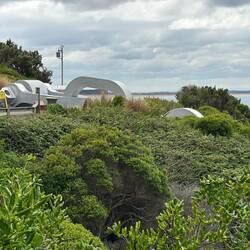 Die Ankerkette, die der Maori-Legende nach Stewart Island mit der Südinsel verbindet.