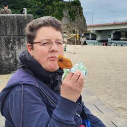 Hmmmm....!! Lecker!! Oishii!