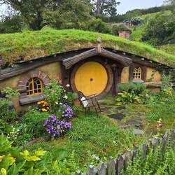 Lauter süße kleine Hobbithöhlen