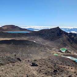 Links Blue Lake, rechts Emerald Lakes