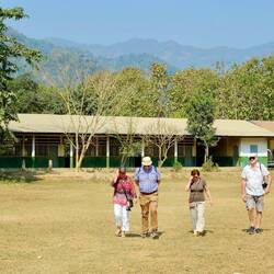 Petra parliert mit unseren französischen und belgischen Mitreisenden.