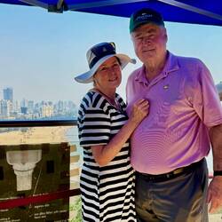 Gorgeous overview of the beach and cityscape