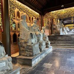 Even more Buddhas