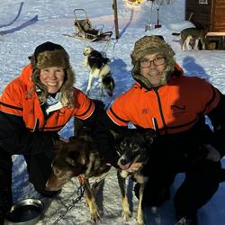 Lead dogs, Happy & Munta