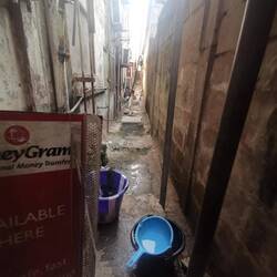 Die dringend nötige Dusche kann ich auch nehmen