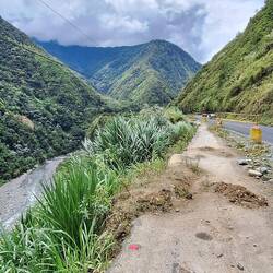 Und wieder fehlt ein Teil der Strasse