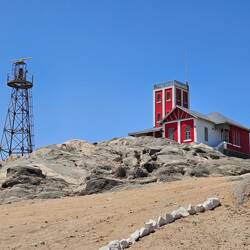 Lighthouse at the end of Shark Island