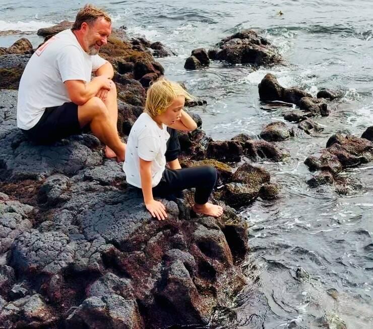 Der Momemt wenn das süße Köpfchen aus dem Wasser schaut. 🥰
