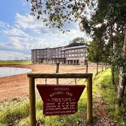 Treetop Hotel: Ein legendäres Hotel