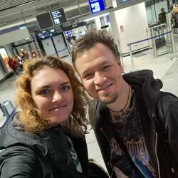 Von einem als Mensch getarntem Engel zum Flughafen gebracht worden 🫠