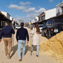 Viele der Bruderschaften hatten solche Stäbe dabei. Für die Prozessionen vielleicht? 🤔