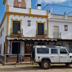 Auf diesem Untergrund gehen eigentlich nur Geländewagen oder Pferde.