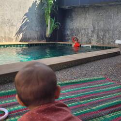 Poolsession am Vormittag