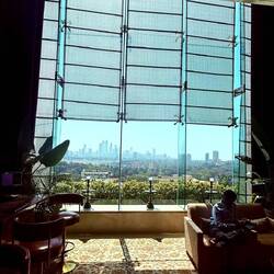 Lovely afternoon sun, streaming into the reception area