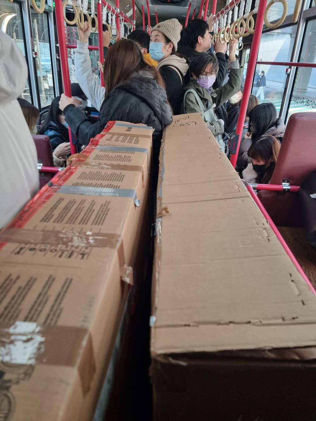 Schearzfahren im Angestelltenshuttle
