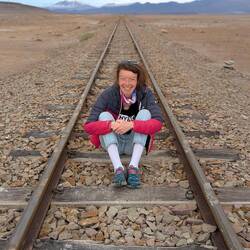 ... Jetzt aber wirklich! Mona am neuen (Traum) Job Büro 😉