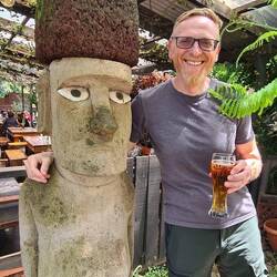 My new best mate, though he never got a round in all day.