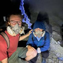 Blue Fire from liquid sulphur