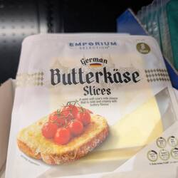 Teils witziges Sortiment. Da hört's mit den Ähnlichkeiten aber auch schon auf.