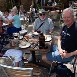 Lunch på Bella Vista