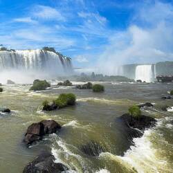 Panorama of Brazil's Floriano Fall (L) and the Argentinian falls from the head of the boardwalk.