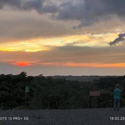 Jonah fotografiert seinen ersten Sonnenuntergang 😀