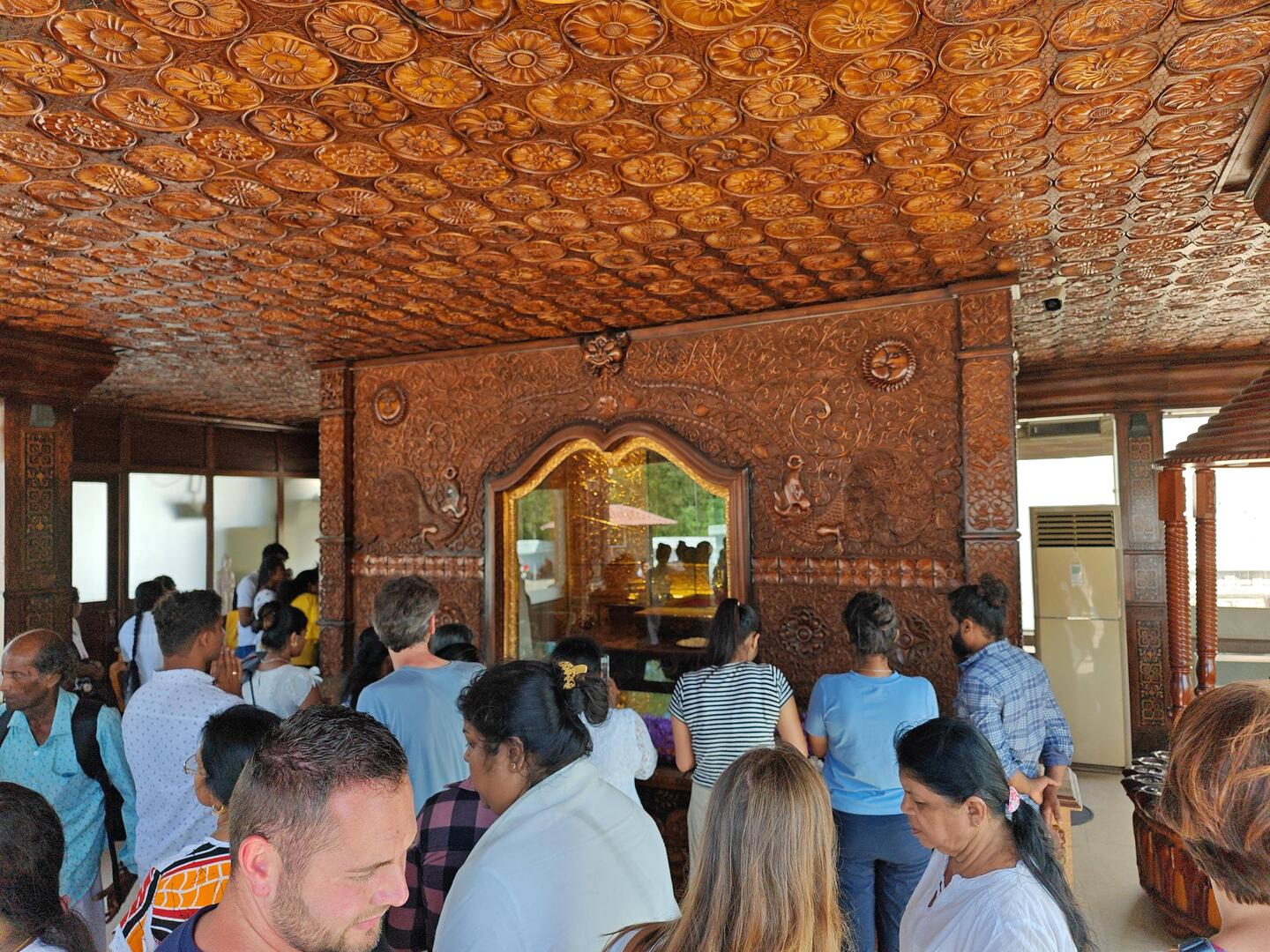 Hier werden die wertvollen Buddha Reliquien aufbewahrt...