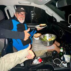 Economy-Dinner nach Regenflucht in Rose...😝