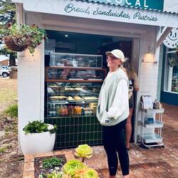 Fast(!) Pâtisserie-Niveau: ambulante Versorgung in Esperance...