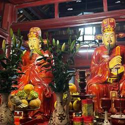 Temple to some mandarin or possibly Confucius
