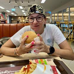 Njoommmiiii - für mehr Realität 🤣