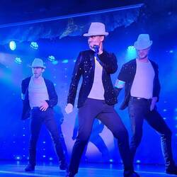 Silver Dawn entertainers