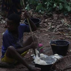 Es gibt auch wieder Maniok