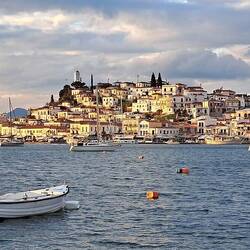 Poros
