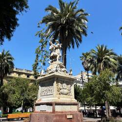 And of course, a statue in fountain