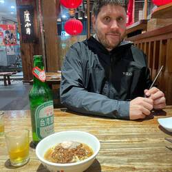 Bisl Müde ist er😅