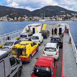 Fähre nach Poros