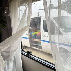 Obst und Gemüse wird uns auch direkt vor die Haustüre geliefert 🤭