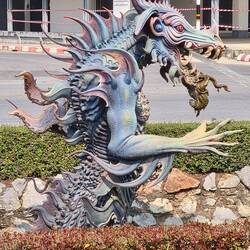 Fantasiewesen im Garten