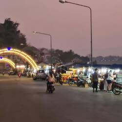 Nachtmarkt in Houayxay