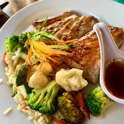 Filet de Pescado Al Mojo de Ajo