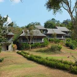 Je Paar ein halbes Häuschen