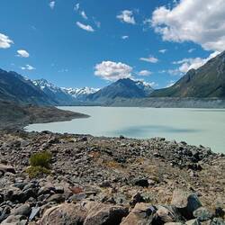 Lac Tasman avec son glacier Tasman