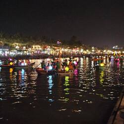 The lantern festival every night