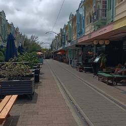 Rue très typée de Christchurch avec son tramway à l'ancienne