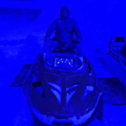 Stan pendant la tempête de neige, à bord de son vaisseau